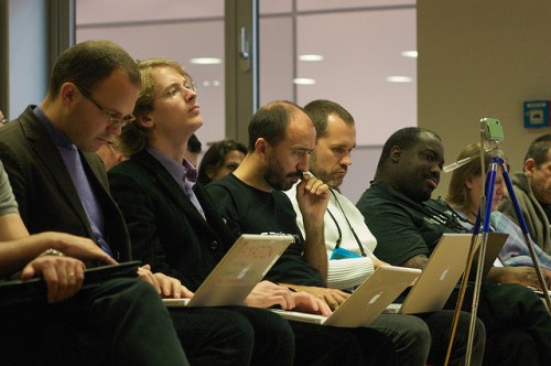 Dealing with a Distracted Audience